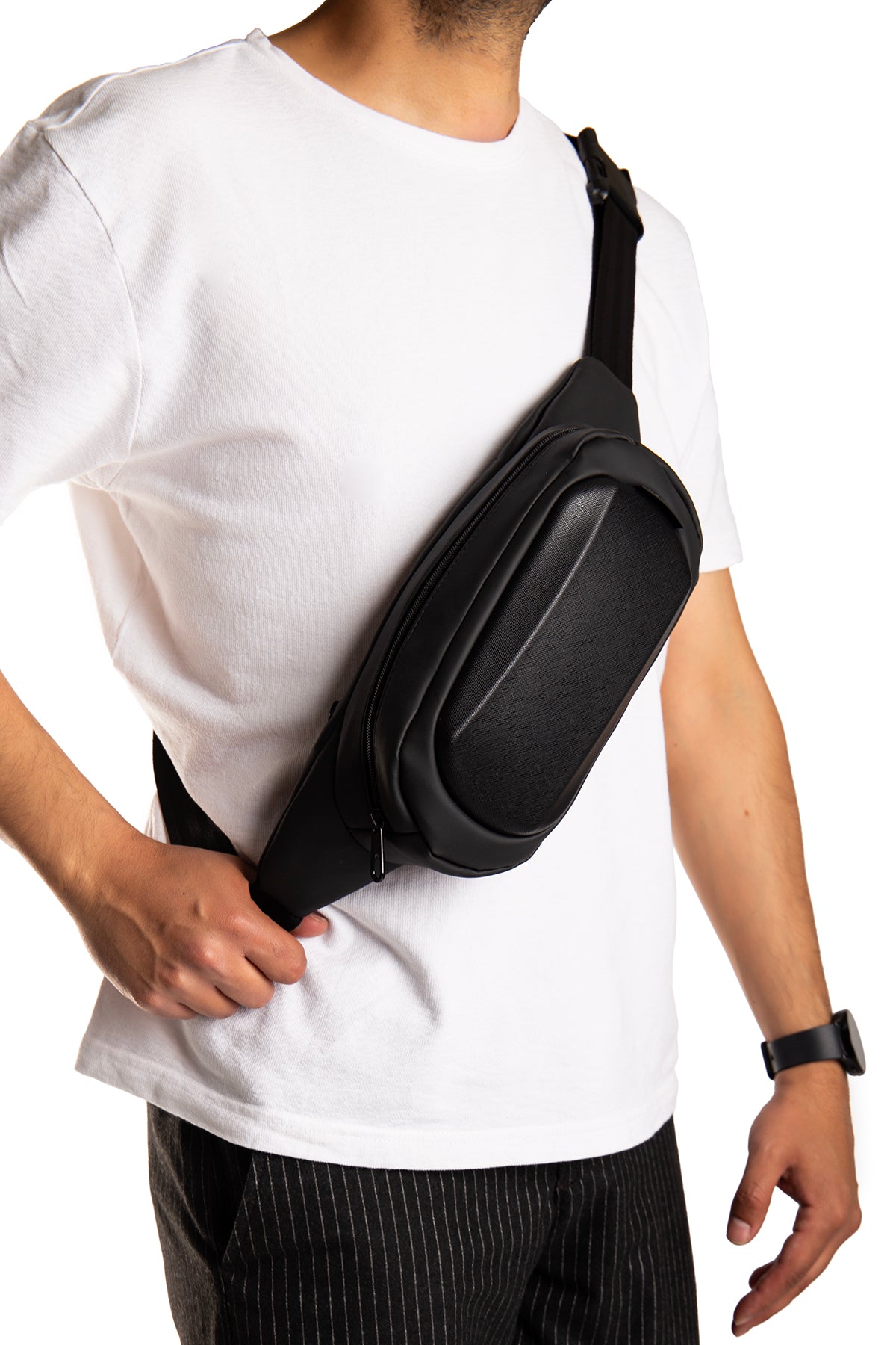 Kabuk Detaylı Bel Çantası