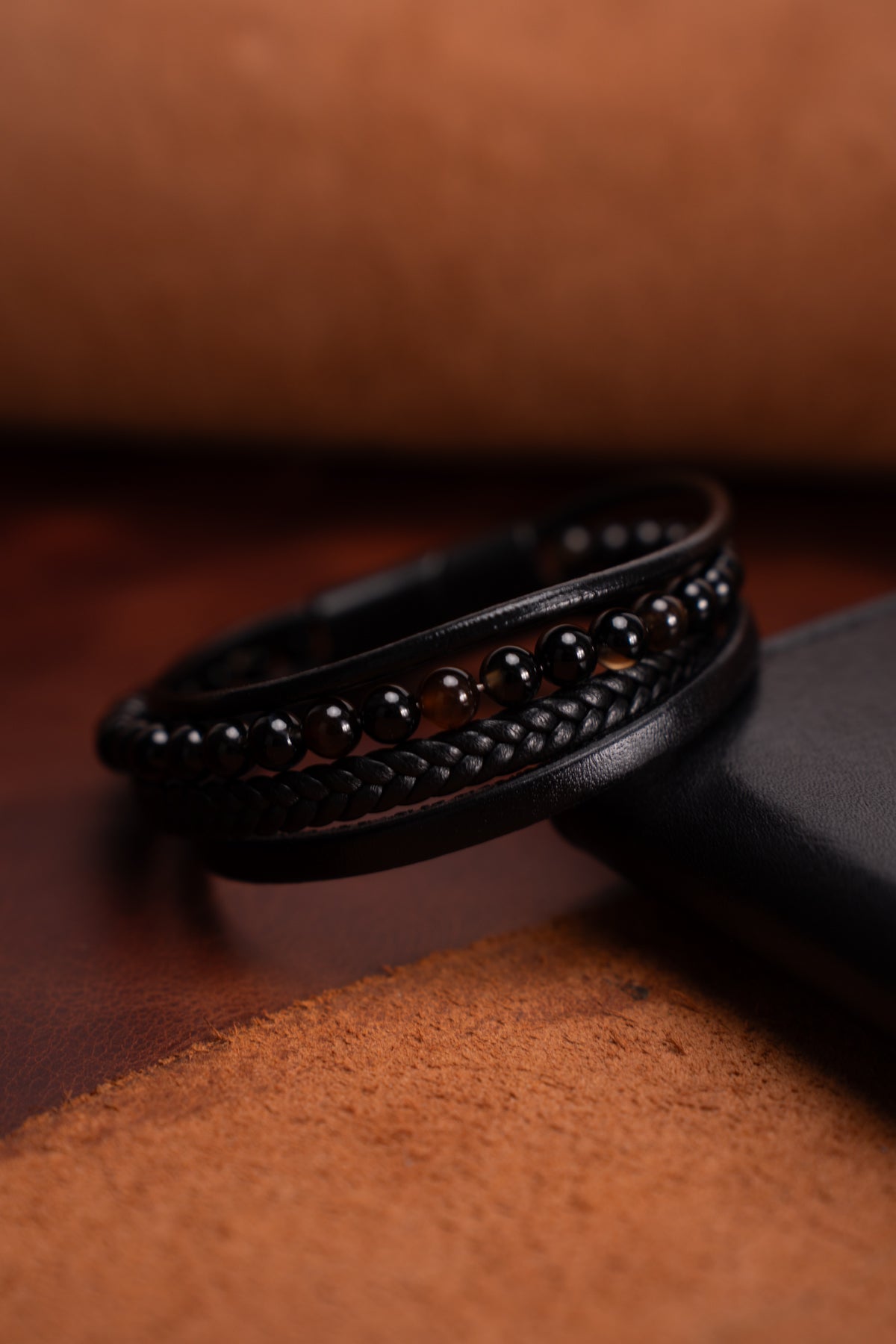 Riga Kaplan Gözü Doğaltaşlı Deri Bileklik