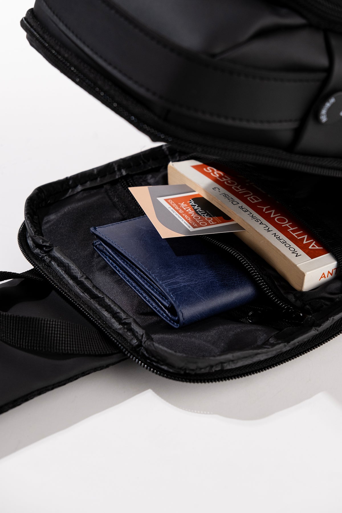 Unisex Kilitli Ayarlanabilir Çapraz Askılı Göğüs Omuz ve Sırt Çantası