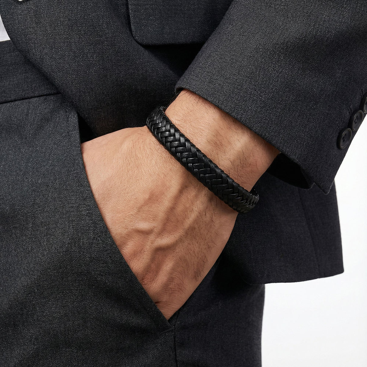 Niki Leather Siyah Deri Örgü Bileklik 40133B4D4Z