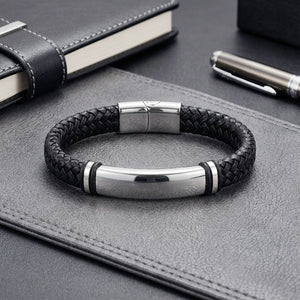 Niki Leather Siyah Deri Ve Beyaz Titanyum Kilit Bileklik 40133B15D3