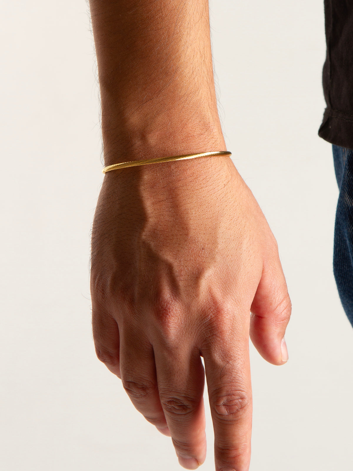 Çelik Bileklik No:1