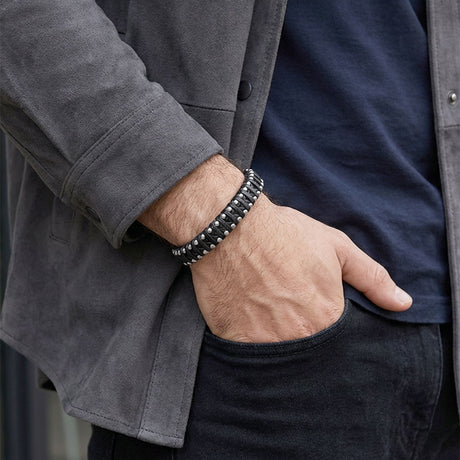 Niki Leather Siyah Deri Ve Damla Çelik Zincirli Bileklik 38934B1D2-1