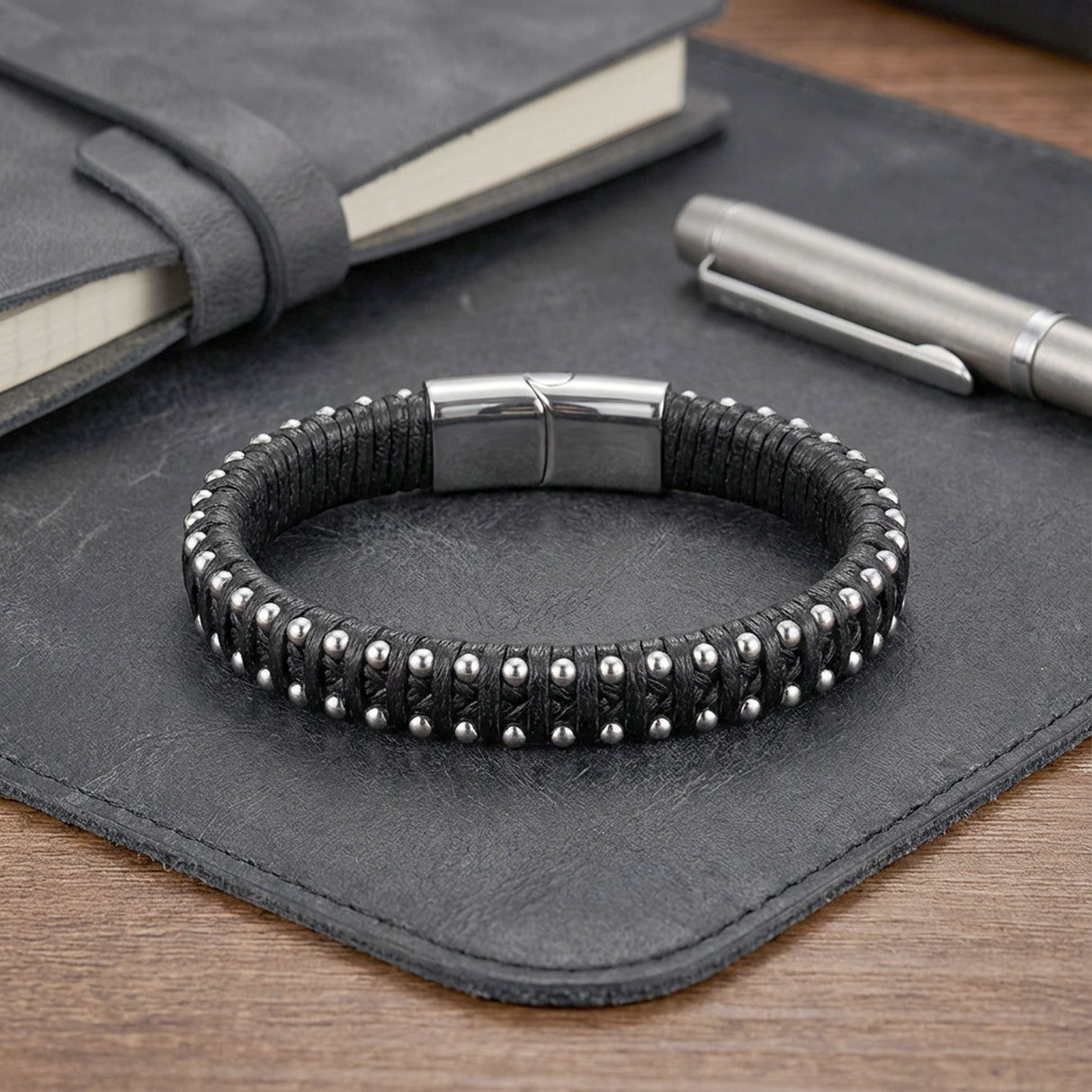 Niki Leather Siyah Deri Ve Damla Çelik Zincirli Bileklik 38934B1D2-1