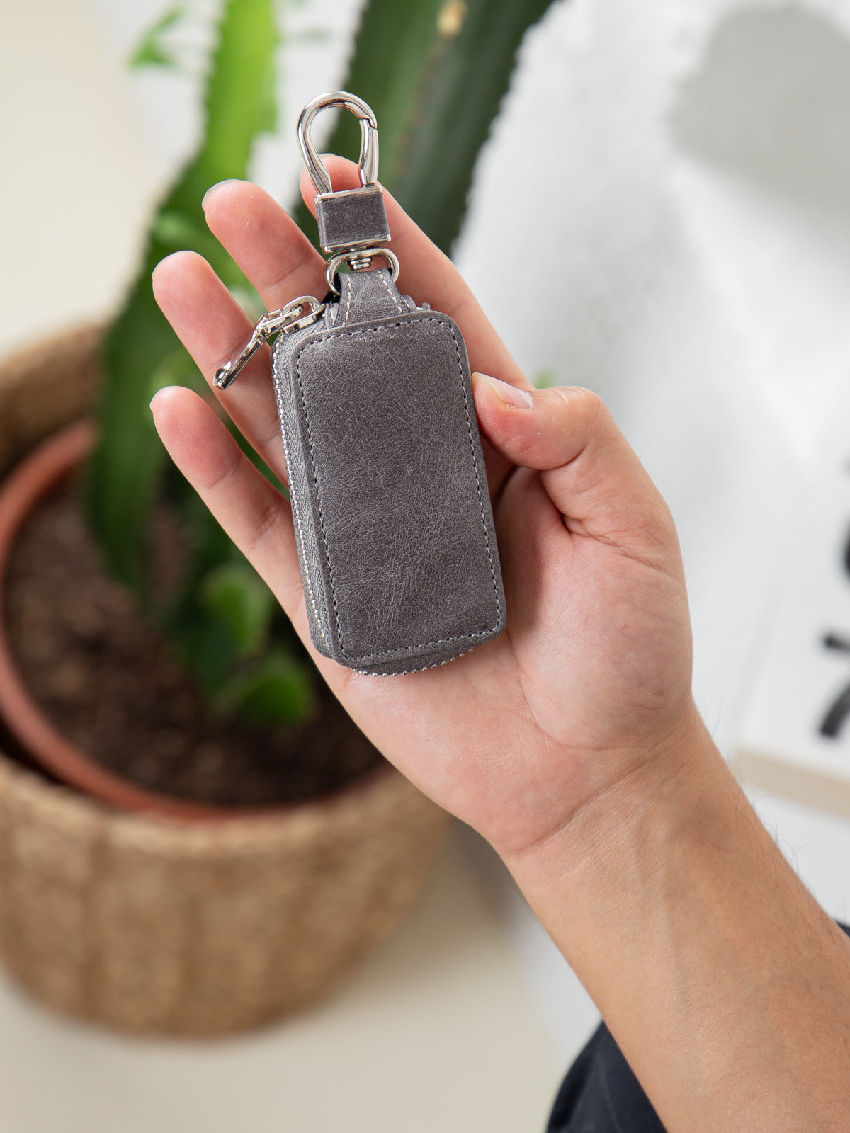 Niki Leather Hakiki Deri Fermuarlı Kancalı Oto ve Ev Anahtarlığı