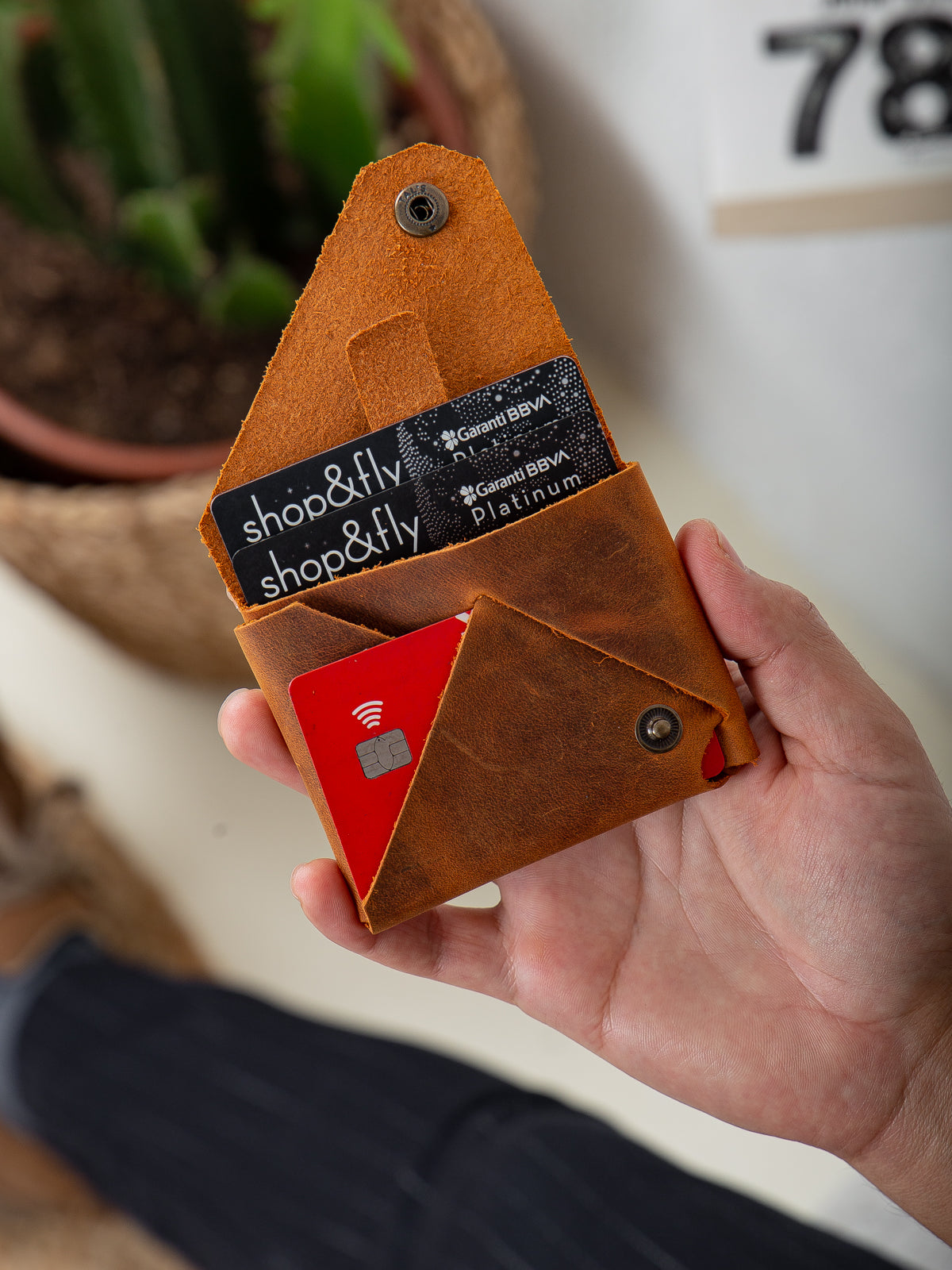 Niki Leather Pepe Deri Oragami Kartlık