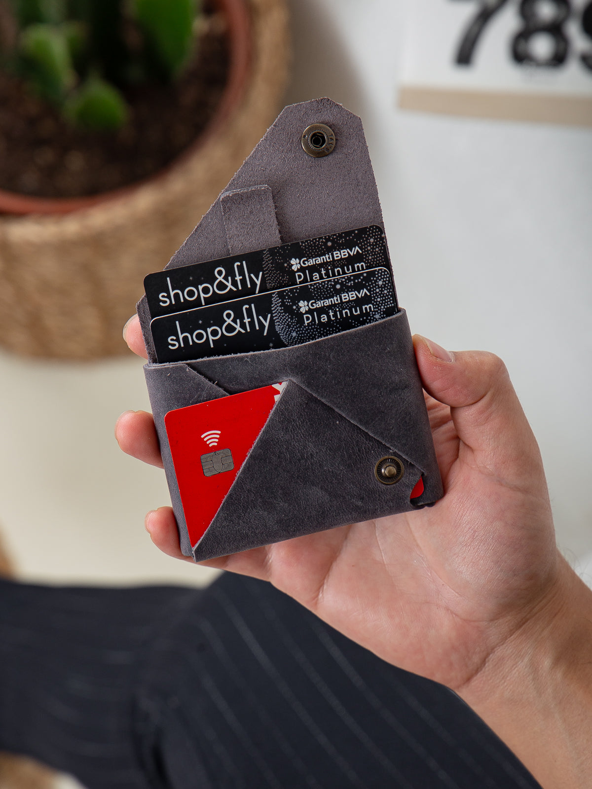 Niki Leather Pepe Deri Oragami Kartlık